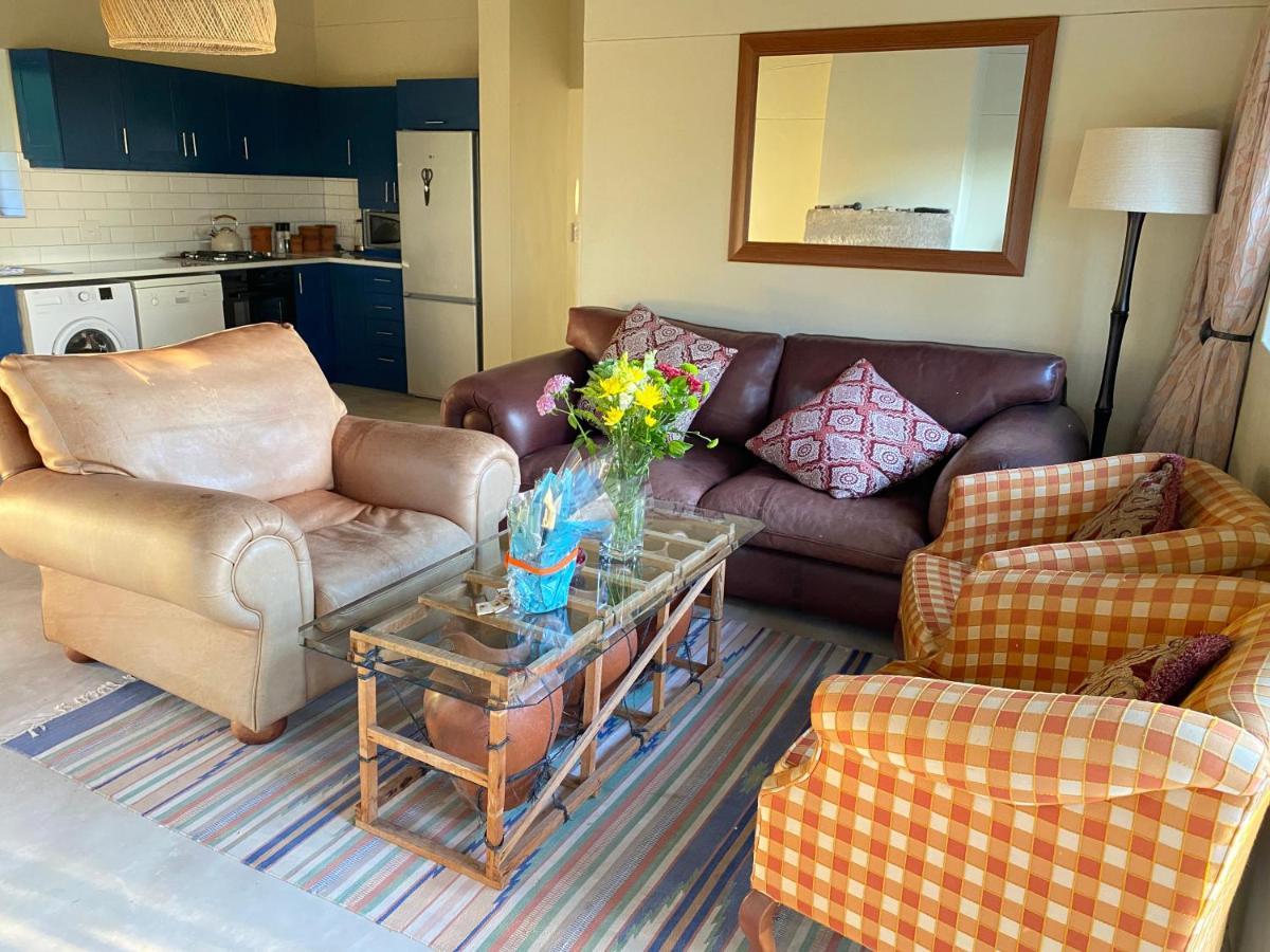Wild Rose Country Lodge Noordhoek Ngoại thất bức ảnh